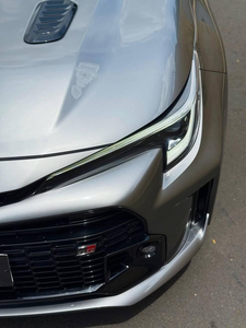 Para Corolla Hatchback Híbrido Manual, Volante a la Izquierda, Cuero Oscuro, R17 2024 - Product Image 2
