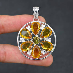 Pendentif en pierre précieuse citrine jaune créé à la main en laboratoire 925 plaqué argent bijoux de créateur cadeau pour elle - Product Image 1