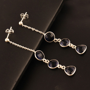 Nouveau design à facettes bleu iolite quartz filles mode boucle d'oreille argent plaqué lunette réglage suspendu chaîne boucle d'oreille bijoux en laiton - Product Image 5