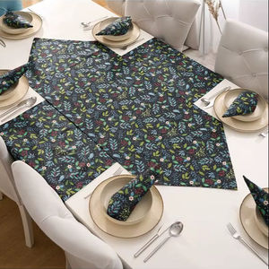 Elegante Juego de Mesa de Comedor de Algodón con Diseño Tradicional de 7 Piezas y Patrón Floral, Incluye 6 Manteles Individuales y 1 Camino de Mesa Triangular para Uso Doméstico - Product Image 1