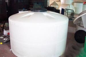 Tanques Químicos Cilíndricos Verticales AKTIFPAK CHEM 100, Recipiente a Presión, Bomba, Motor, Material HDPE, Certificación ISO9001, Fácil de Operar - Product Image 2