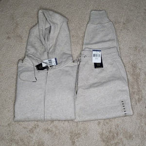 ชุดวอร์มแขนยาวของผู้ชายแห้งเร็วผ้าฟลีซผ้าฝ้ายสีขาว100% สีล้วนสำหรับฤดูหนาวตามสั่ง2025 - Product Image 4