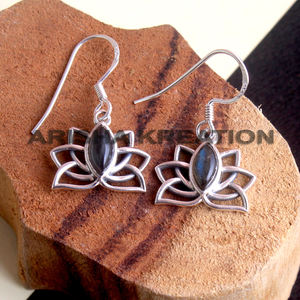 ต่างหูดอกบัวสวย925เงินสเตอร์ลิงทำด้วยมือเครื่องประดับโกเมนพลอยลาบราดอไรต์ของขวัญวันเกิด - Product Image 3