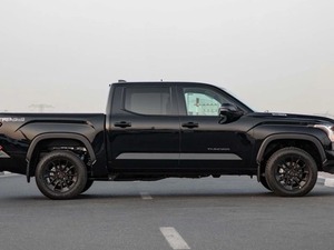 Nouveau Pick-up Tout-Terrain 2025 TRD Tundra CrewMax 3.4hyb AT 437 ch 4x4 hybride automatique - Product Image 5
