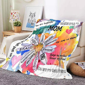 Couverture polaire super douce et confortable à sublimation personnalisée pour la Fête des Mères, avec motif floral et <span class=keywords><strong>citation</strong></span> « Maman », idéale comme cadeau. Expédition immédiate. - Product Image 6