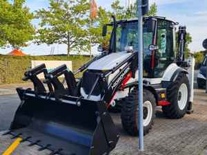 Hidromek HMK 62T 2025 Minicargadora JCB usada, MINICARGADORA DE tractor, capacidad de carga de 2-5 toneladas, cargador frontal, transmisión de pista, 4 cargas - Product Image 4