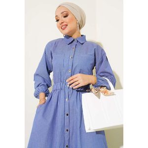 Vestido a Rayas con Botones Metálicos en Toda la Prenda - Product Image 4