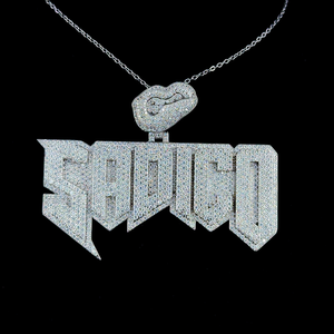 Colgante de Plata de Ley 925 de la Mejor Calidad con Moissanita VVS, Certificado GIA, con Cierre de Letra SAOICO Personalizado, Unisex - Product Image 2