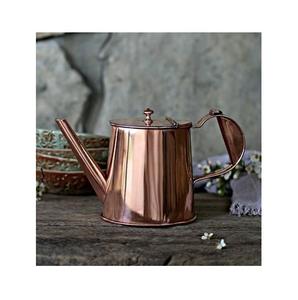 Hervidor de cobre artesanal con cuerpo ancho y detalles de latón ideal para la decoración clásica y servir bebidas calientes en casa - Product Image 6