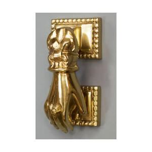 Aldaba de puerta de latón macizo tradicional con detalles hechos a mano y revestimiento de polvo rico Ideal para villas e interiores patrimoniales - Product Image 3