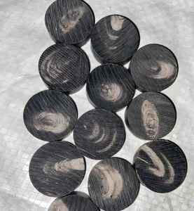 Cuerno de búfalo de primera calidad, botones negros en blanco con manchas blancas, estilo religioso ecológico de la India Raw Techniqu - Product Image 2