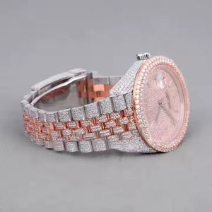 Montre sport unisexe en acier inoxydable à deux tons glacés, style hip-hop, mouvement Miyota, verre analogique, diamants moissanite complets, clarté VVS, personnalisable - Product Image 3