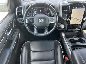 Limpio de segunda mano 2022 Ra-m 1500 - Product Image 3