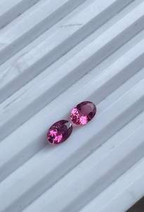 Par de turmalinas rosas naturales ovaladas. - Product Image 3