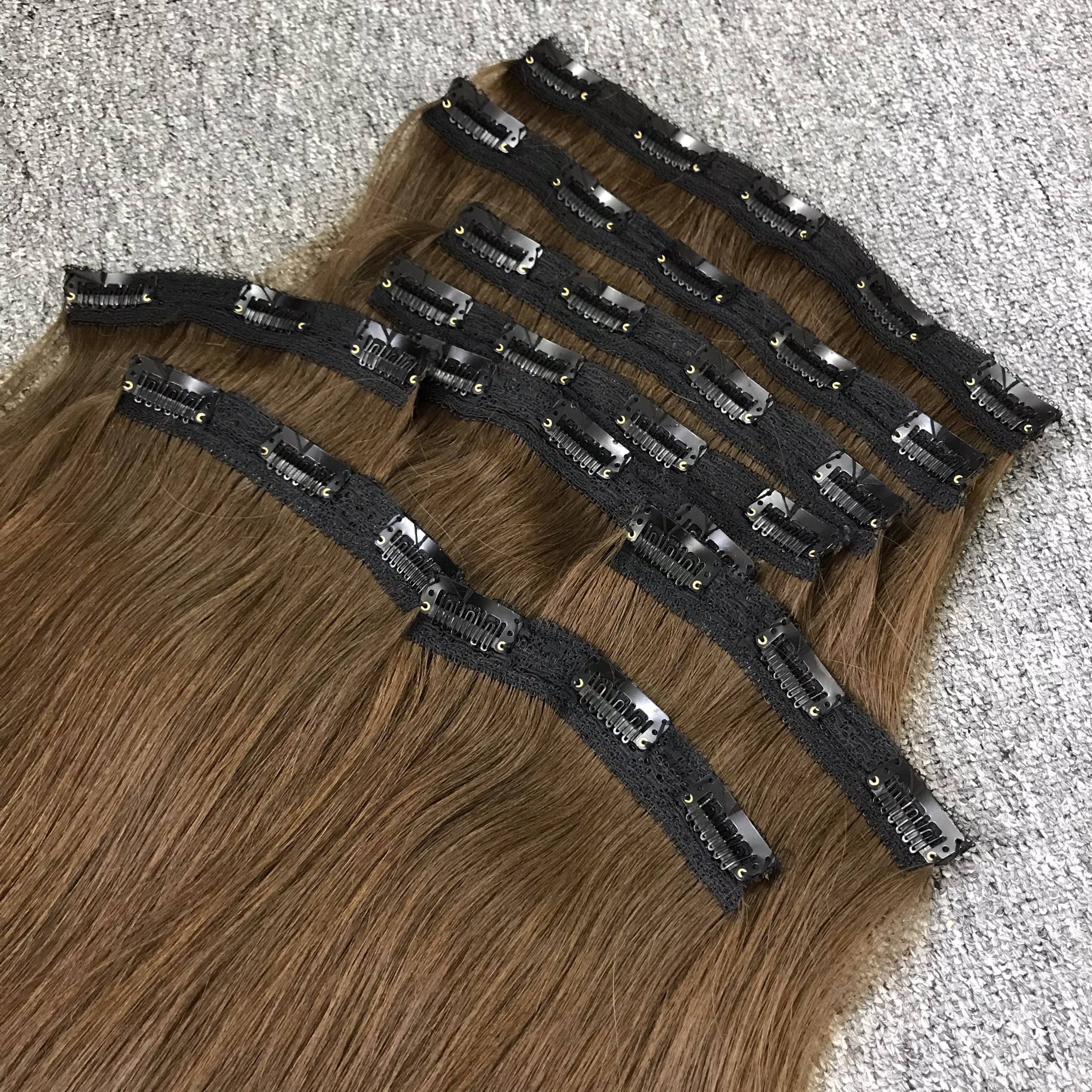 สีน้ำตาล