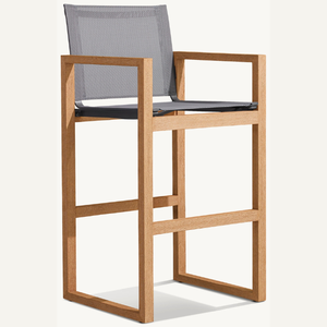 Une chaise individuelle en teck au style moderne, durable pour une utilisation en extérieur, élégante et simple. - Product Image 3