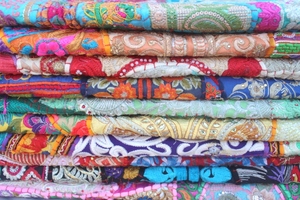 Tenture murale vintage de Bohème en coton patchwork fait à la main avec corde pour restaurants et hôtels - Product Image 3