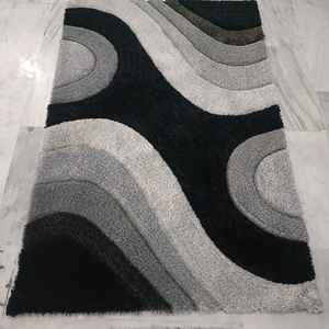 Tapis de haute qualité et au design élégant pour salle à manger, salon, fabriqué en pure laine pour la décoration intérieure. - Product Image 1