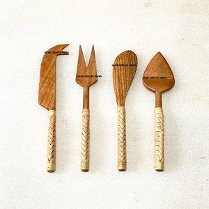 Juego de 4 cuchillos cortadores de queso de mimbre hechos a mano de nuevo diseño al por mayor - Product Image 3