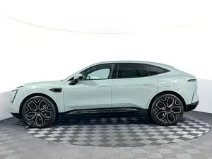 2023 A V A R T R 11 90 kWh I Sedan Batterie au lithium Pneus R18 Sièges en cuir Caméra arrière Double transmission - Product Image 3