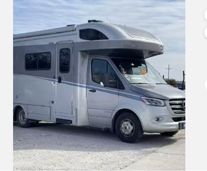 Autocaravana 4x4 con Nevera para Acampar en Camioneta - Product Image 1