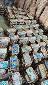 ที่รองแก้วหวายทรงสี่เหลี่ยมทำด้วยมือและทนทานลายดอกบัวสีน้ำเงิน - Product Image 3