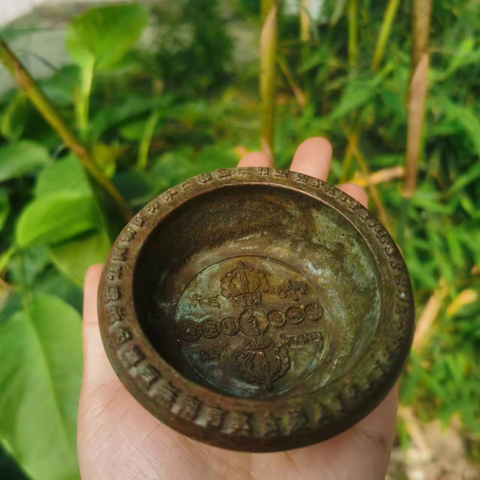 สีน้ำตาล