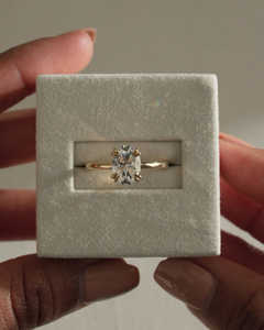 Bague de mariage en or massif pur de haute qualité avec diamant de laboratoire ovale serti griffe, magnifique bijou de luxe, cadeau idéal pour elle - Product Image 1