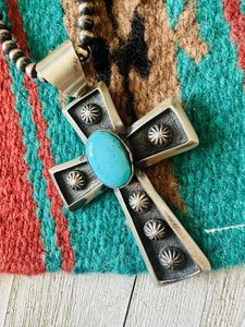 Navajo Sterling Silver Et Turquoise Croix Pendentif À La Main Artisan Bijoux Foi Inspiré Sud-Ouest Pendentif Pour Les Femmes - Product Image 5