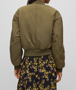 Chaqueta acolchada brillante 100% nailon para mujer, con logotipo personalizado impreso en DTF, estilo urbano, cómoda chaqueta acolchada para damas - Product Image 2