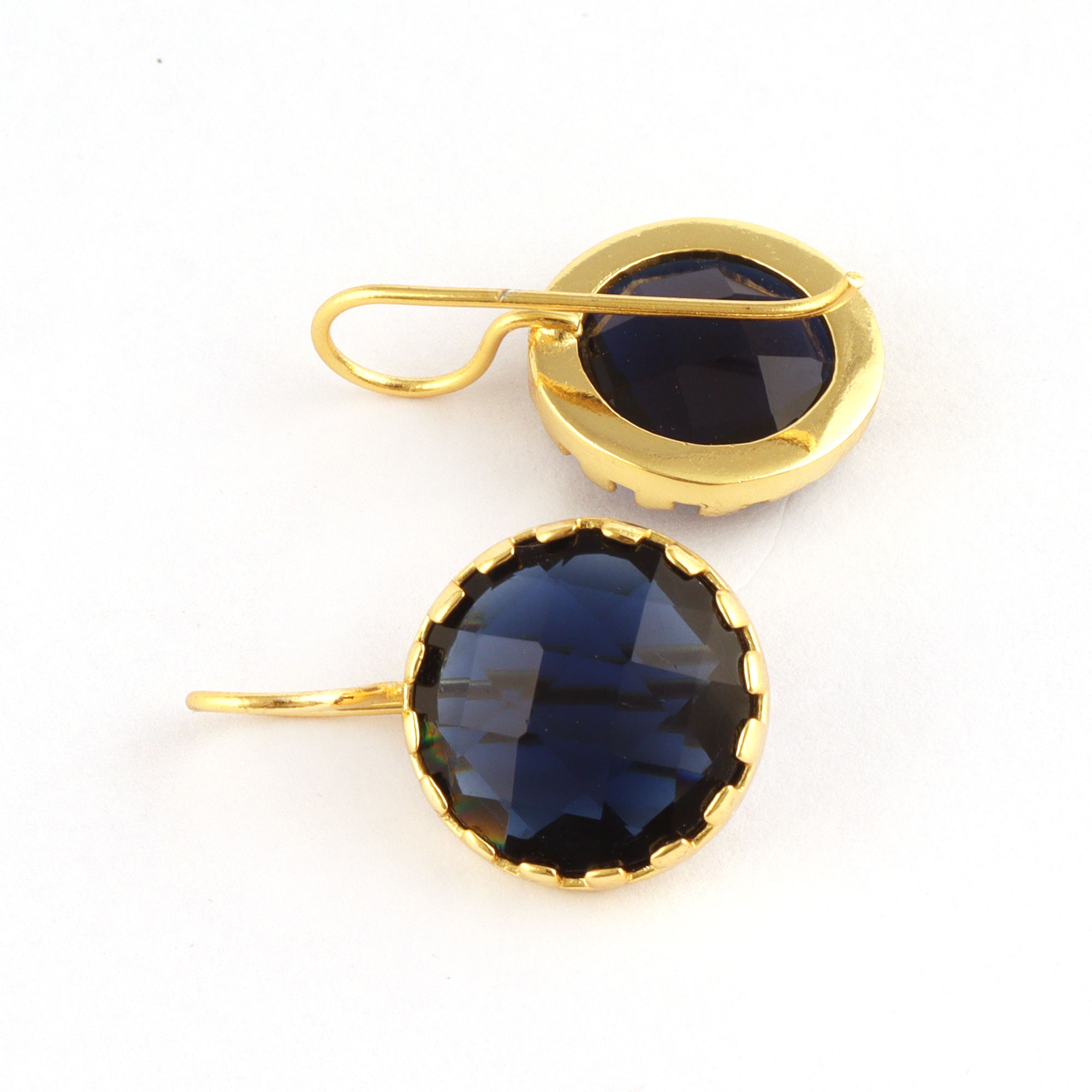 ควอตซ์สีฟ้า iolite