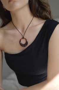 Collier en résine époxy glacée colorée, style ange moderne, modèles personnalisés, haute qualité, léger, durable, tendance - Product Image 6