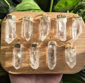 Pendentif en quartz clair naturel de haute qualité, pointe de cristal non polie, chakra de guérison, pierre énergétique, collier gravé 40-50 mm - Product Image 4