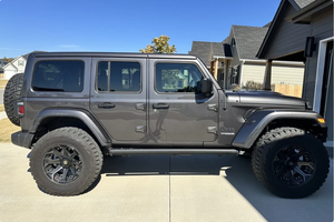 LISTO PARA CONDUCIR - USADO, VOLANTE A LA IZQUIERDA |   Jeep Wrangler Unlimited Sahara 2022 - Product Image 2