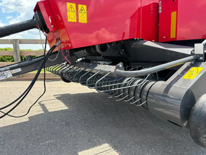 Presse à balles rondes Massey Ferguson SB 1840 d'occasion, composants du moteur certifiés, haute productivité - Product Image 3