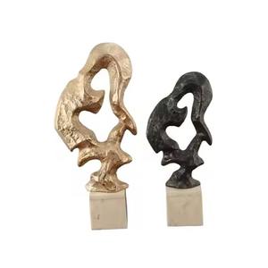 Sculpture de table en métal tendance en forme de papillon avec base en bois, centre de table artistique moderne, décoration de maison de luxe, présentoir élégant - Product Image 6