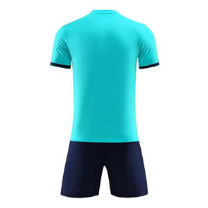 2025 Diseños personalizados Kit completo de fútbol con nombre de equipo personalizado ropa deportiva Nueva temporada en 100% poliéster personalizado Top Style Logo uniforme - Product Image 3