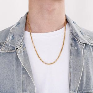 Collar de cadena cubana de moissanita estilo hip hop, en tono plateado y dorado, clásico, de lujo, con acabado liso, para hombre. - Product Image 4