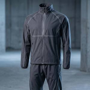 Ensemble de survêtement streetwear premium à capuche pour homme, gris anthracite, 100 % coton, coupe-vent, veste et pantalon, imperméable avec coutures thermosoudées - Product Image 4