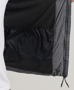 Veste matelassée pour homme avec logo personnalisé en gros, logo sur le devant, veste en polaire d'hiver OEM avec des caractéristiques respirantes et coupe-vent - Product Image 5