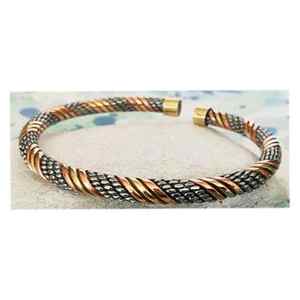 Meilleures ventes NOUVEAU BRACELET MAGNÉTIQUE EN CUIVRE Meilleures ventes Nouveau design incroyable Bracelet manchette magnétique en cuivre massif Triple corde torsadée - Product Image 1