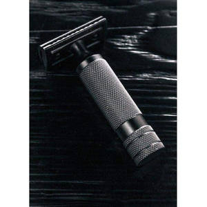 Profesional Wet Shaving Classic Collection Razor 110S, Acero Inoxidable. Hecho por Zarnab quirúrgico - Product Image 2