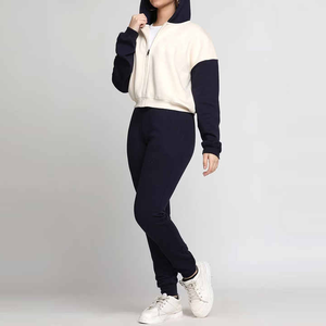 Vêtements décontractés pour femmes de qualité supérieure Ensemble de survêtements sur mesure coupe ajustée Meilleures ventes Survêtements pour femmes - Product Image 1