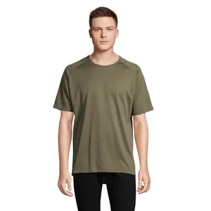 T-shirt sportif personnalisé pour homme pour la promotion de produits - Product Image 2