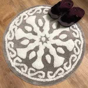 Tapis de bain rond tufté en multicolore - Product Image 1