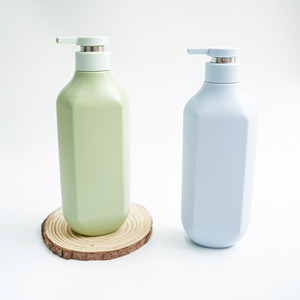 Bouteille en plastique HDPE 500ml personnalisée conception à chaud pour shampooing gel douche revitalisant-vente en gros - Product Image 4