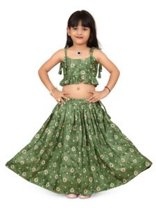 Ensemble Lehenga Choli traditionnel vert Bandhani pour enfants de Shoryam Fashion |   Tenues de fête et de mariage Diwali pour filles, prêtes à porter, prêtes à l'emploi - Product Image 2