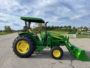 Tractor agrícola John Deere 5055E usado, de calidad original, en venta. - Product Image 4