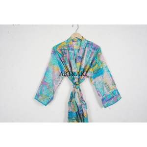 Kimono Occidental Tipo Bata Elegante 100% Seda con Patrones Étnicos Vibrantes, Cinturón en la Cintura, Largo, Decoración de Encaje, Suave e Informal - Product Image 2