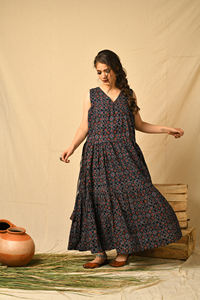 Bohemian Ajrakh impreso 100% algodón Maxi hecho a mano étnico largo volante motivo geométrico para Rust Fusion Indigo Casual al aire libre - Product Image 4